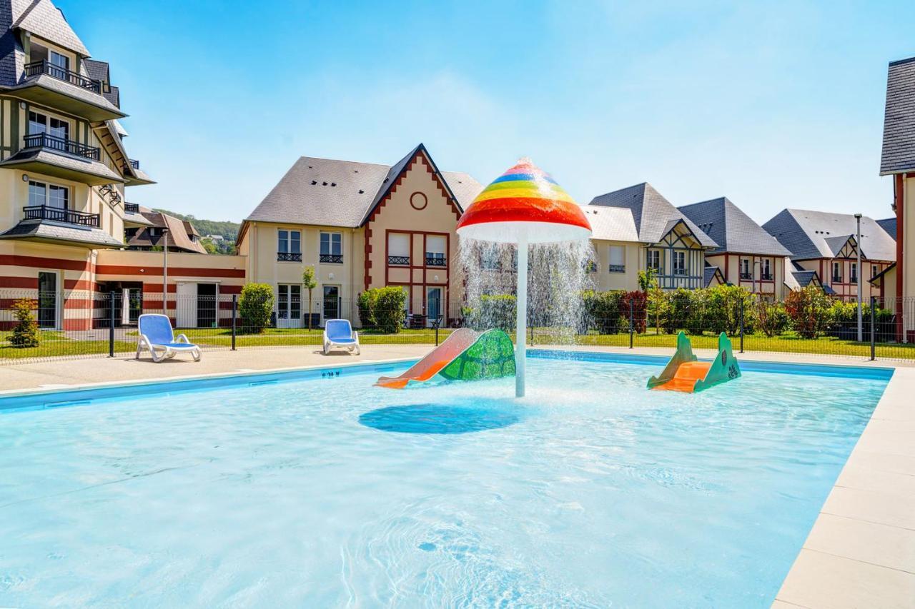 Residence Goelia Le Victoria Блонвил-сюр-Мер Екстериор снимка